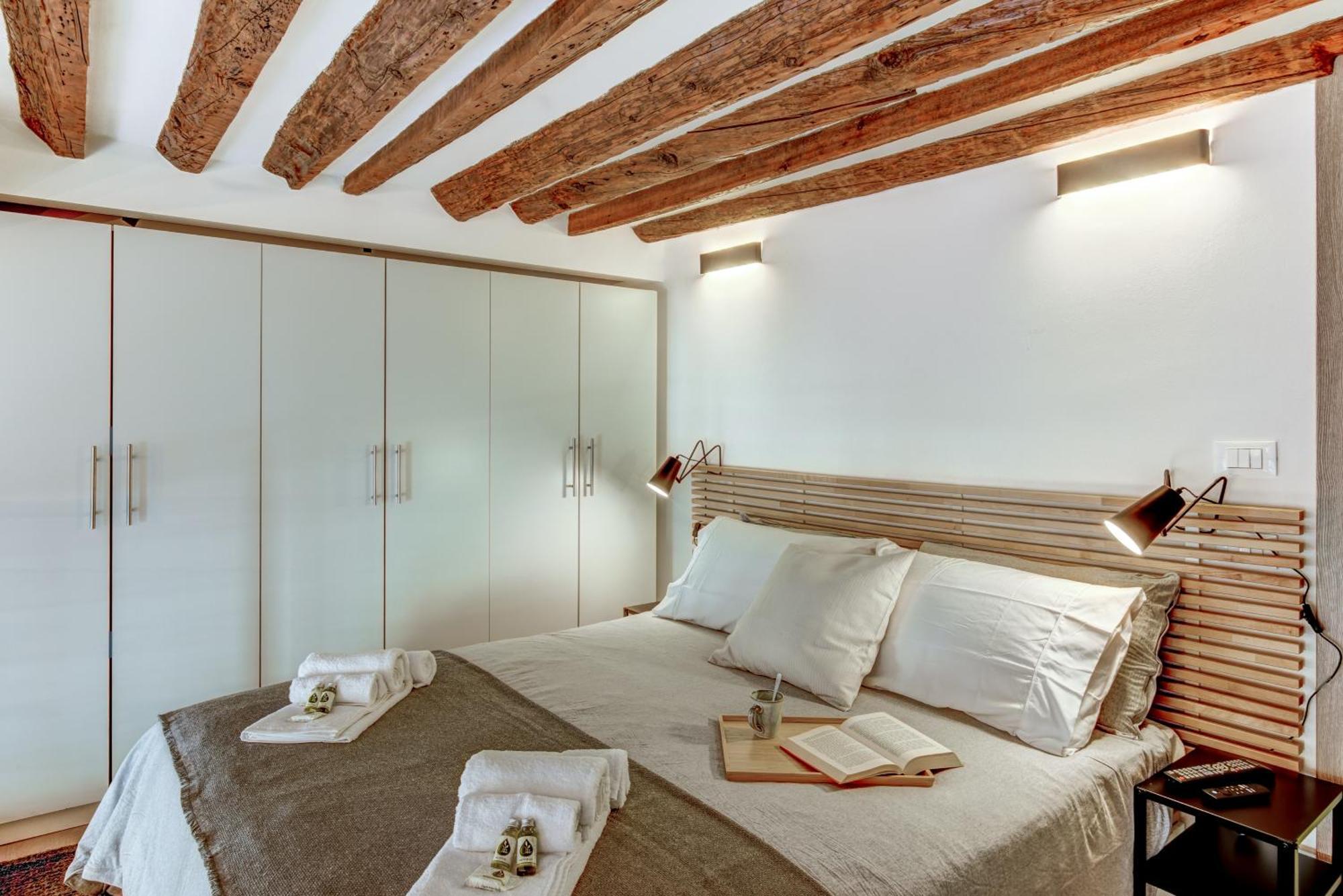 Luminoso Appartamento Nel Cuore Di Genova+Balcone Ngoại thất bức ảnh
